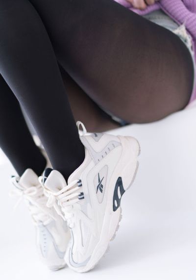 日韩ol在线_全集手机在线观看免费版