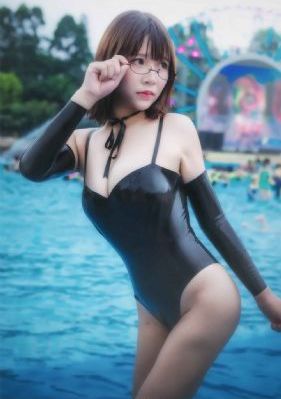 娇妻玩4P被3个男子伺候在线观看_百度影院最新电影在线观看