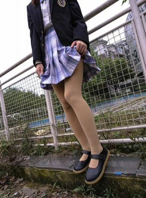 美国美女裸体图片_日韩电影免费观看超清