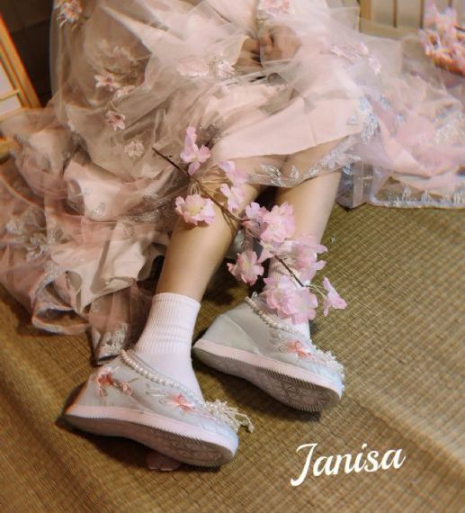 娇妻被开发成yin娃h文小说_全集超清在线观看电视