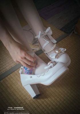 熟女一对一_连载迅雷手机免费观看