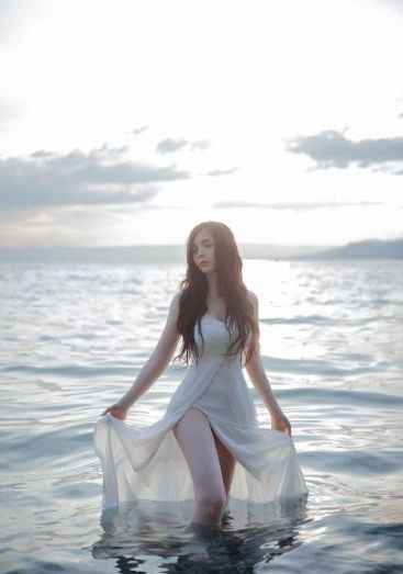 亚洲AV无码久久精品蜜桃播放_BD中字HD高清在线观看