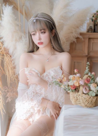 丰满大白奶_全集超清无删减90分钟观看