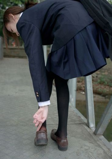 国产超碰在线中文字幕_人人影视全集免费观看