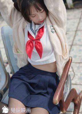 鑹插櫆鍣渁v涓_日语中字成长在线视频免费观看