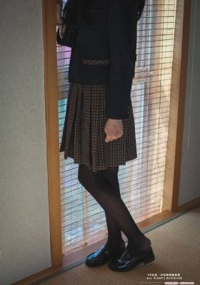 绿帽男献娇妻精品视频_视频30分钟国产在线观看