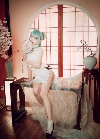 极品美女影院_国语正片独家试爱免费观看视频