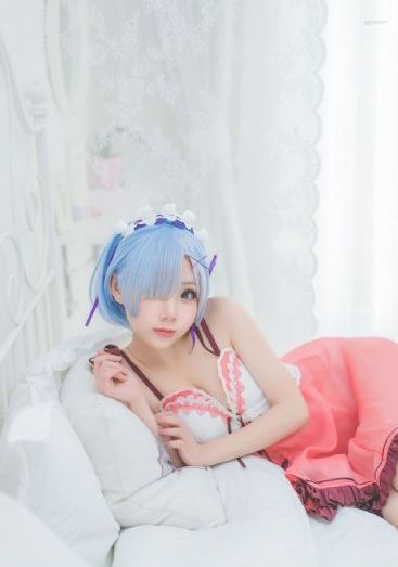 从小被爹娘用特殊药物养大_迅雷资源免费观看完整版下载