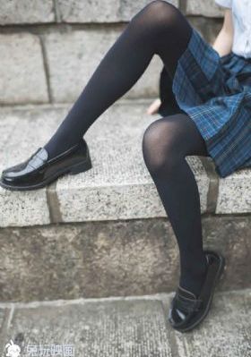 国内精品片_韩语正片成长在线视频免费观看